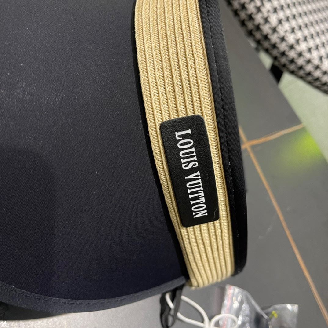 Louis Vuitton Caps